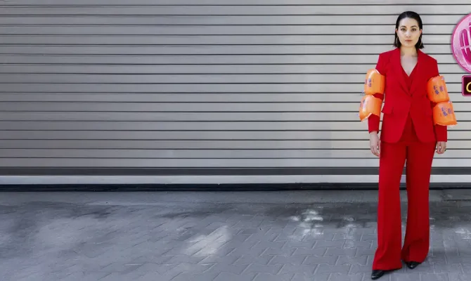 LUISA CHARLOTTE SCHULZ – STABIL INSTABIL